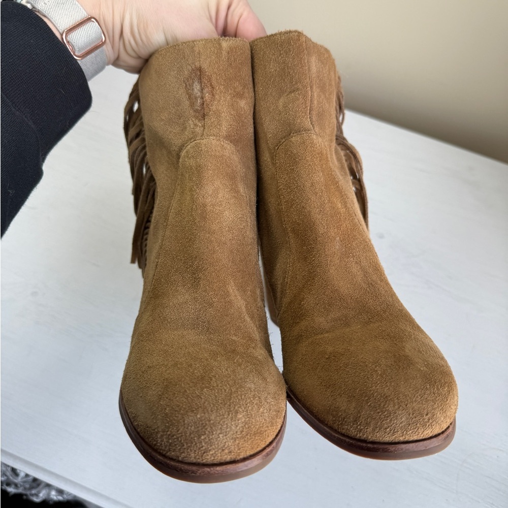 Via Spiga Niurka Dark Natural Suede Fringe Bock Heel Booties Size 9.5 M - Picture 4 of 12